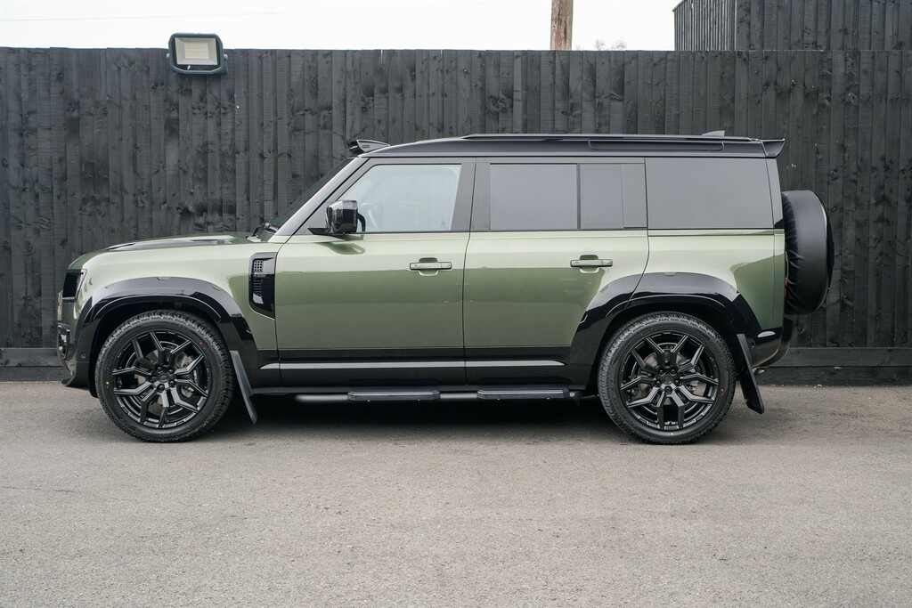 Land Rover Defender 110 3.0 D250 Mhev S Hard Top Suv 4Wd M Green #3