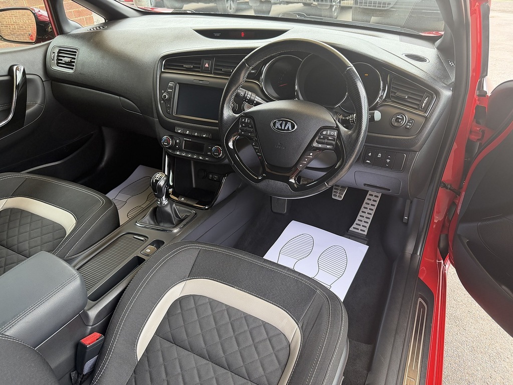 Kia Proceed 1.6 Crdi Gt-line Isg Full Warranty Until July 2024 Red #8