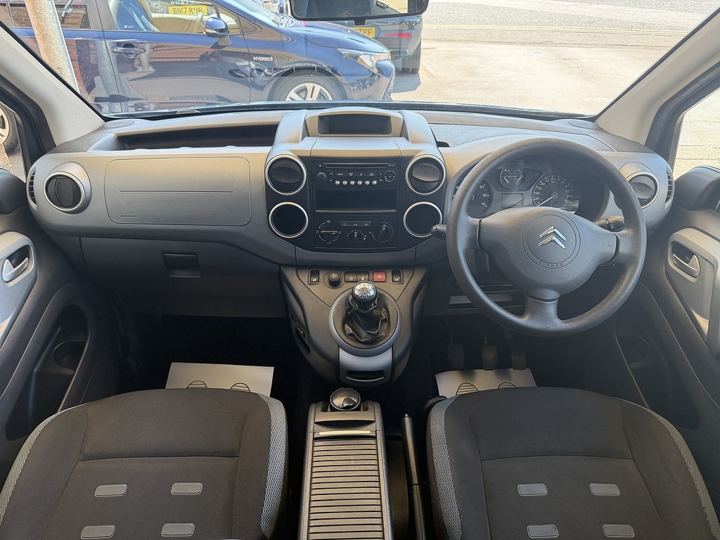Citroen Berlingo Mpv White #9