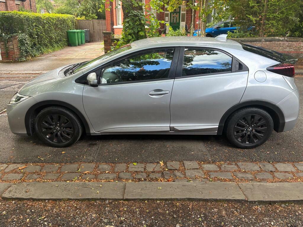 Honda Civic 1.6 I-dtec Se Plus Navi Euro 5 S S K777YBR Silver #5