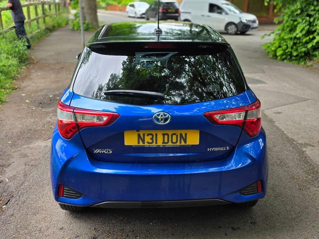 Toyota Yaris Vvt-i Icon Red #12
