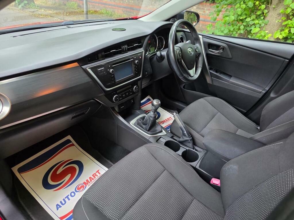 Toyota Auris 1.8 Vvt-i Icon 99 Bhp Grey #22