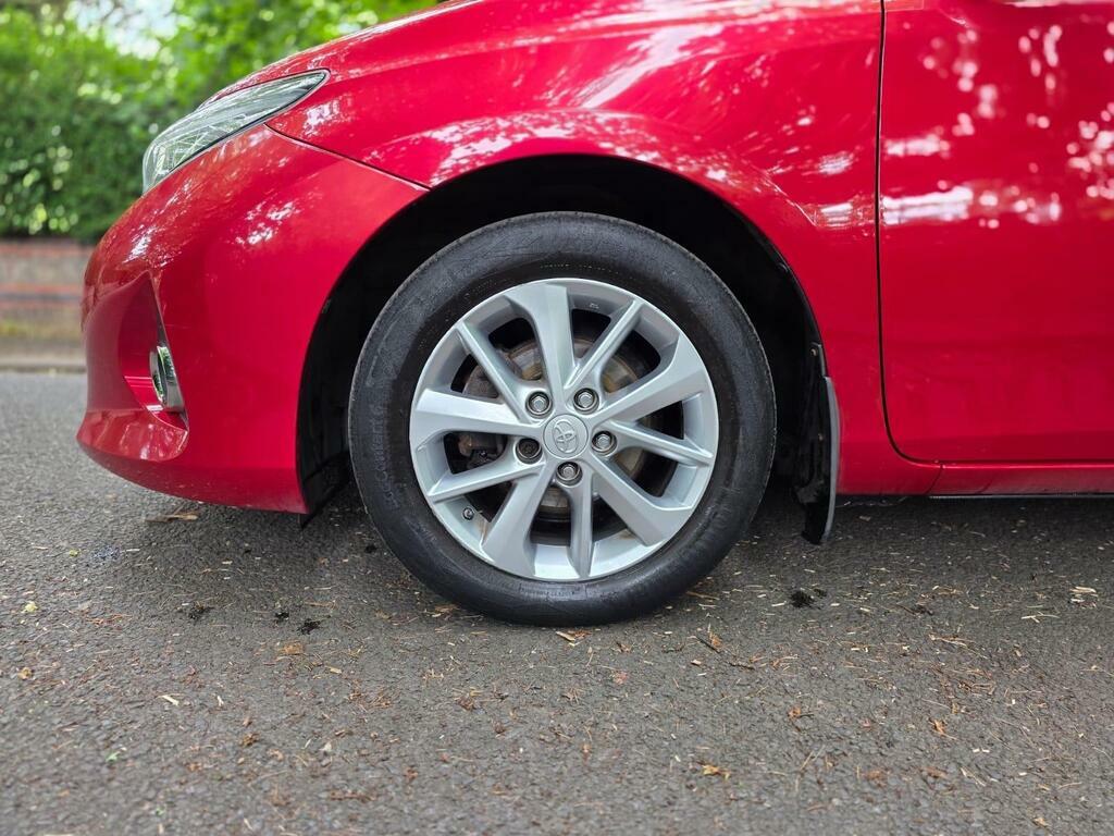 Toyota Auris 1.8 Vvt-i Icon 99 Bhp Grey #24