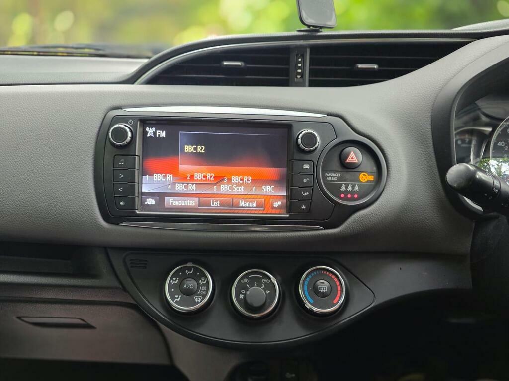 Toyota Yaris 1L Icon Blue #16