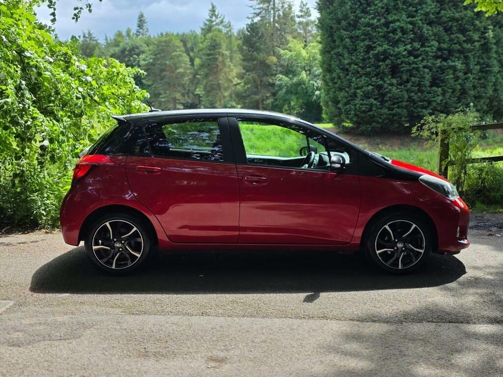 Toyota Yaris 1.33 Dual Vvt-i Design Euro 6 SE16FGU Red #2