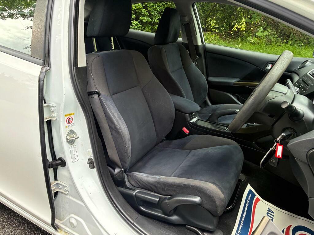 Honda Civic 1.4 I-vtec Se Euro 5 S S White #2