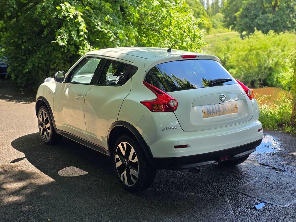 Nissan Juke Hatchback Black #12