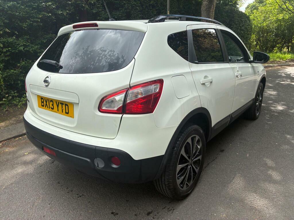Nissan Qashqai Hatchback Black #10
