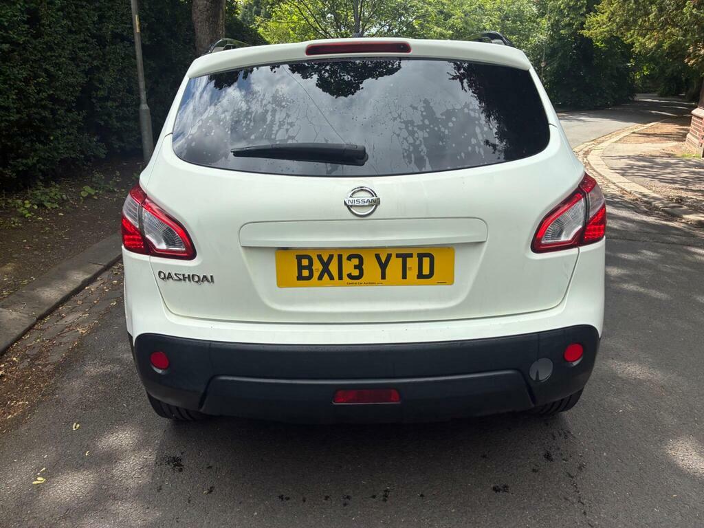 Nissan Qashqai Hatchback Black #9