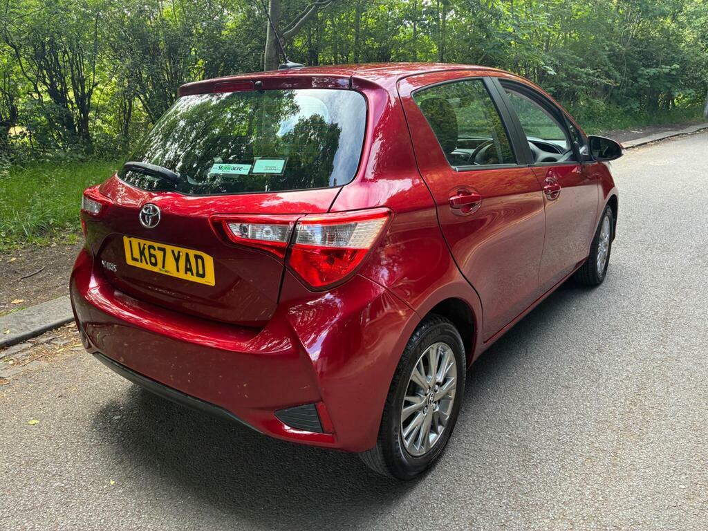 Toyota Yaris 1.5 Vvt-h Excel E-cvt White #8