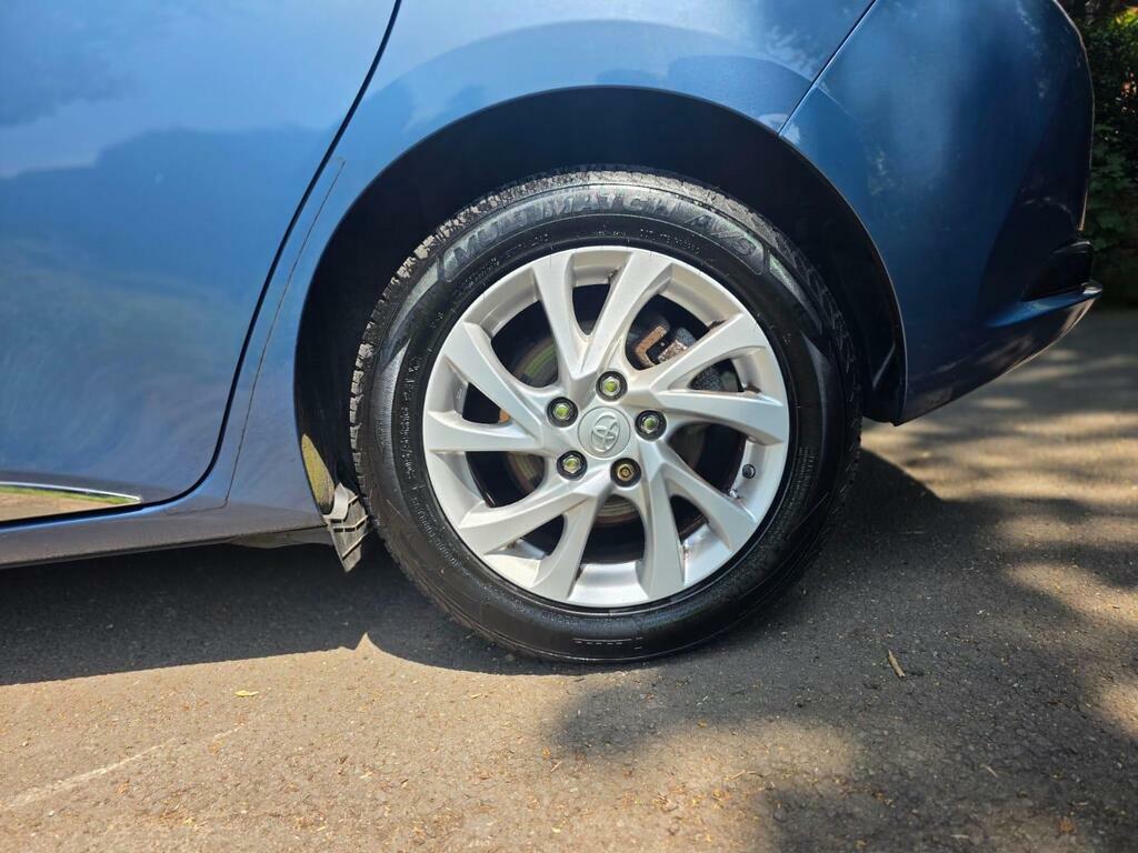 Toyota Auris 1.8L Excel Vvt-h  #25