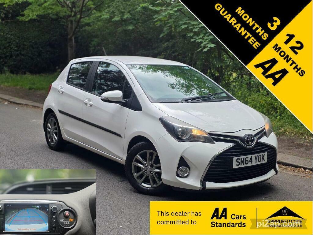 Toyota Yaris White #1