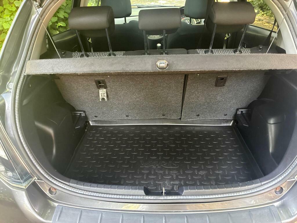 Toyota Yaris Grey #19