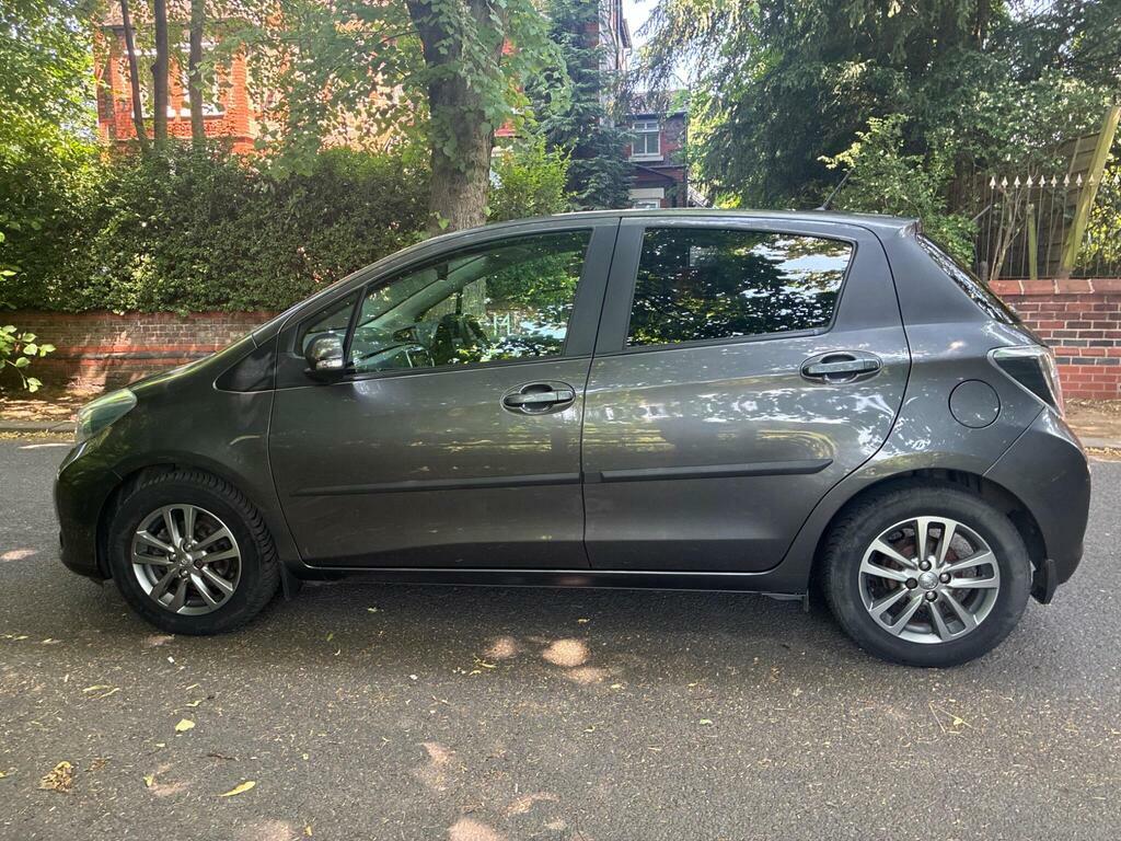 Toyota Yaris Grey #11