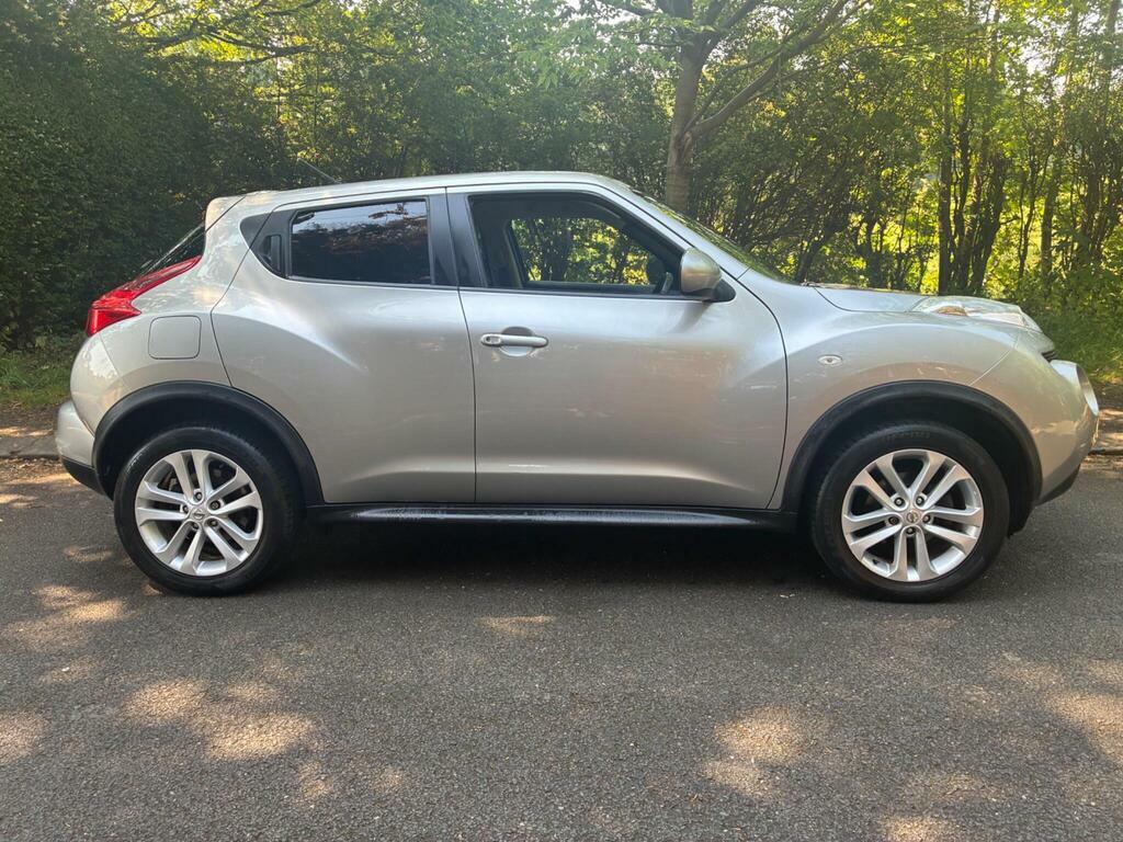 Nissan Juke 1.6 Acenta Premium Euro 5 Silver #4