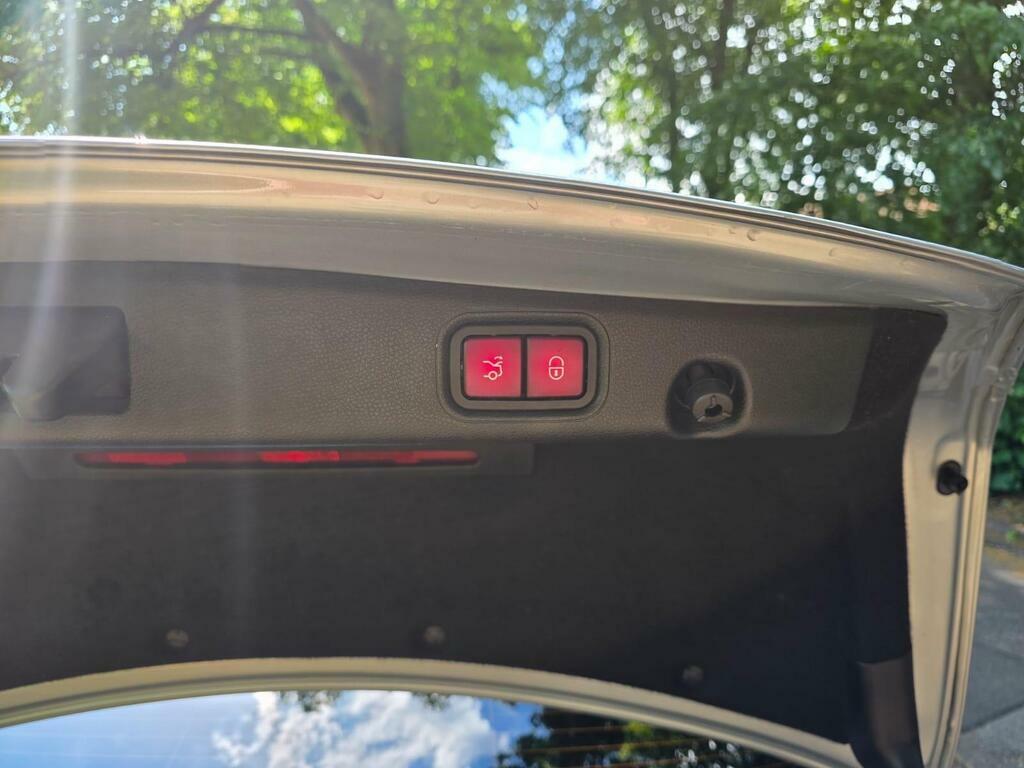 Mercedes-Benz E Class 2.0 E220d Se Saloon G-tronic Euro 6 S Silver #24