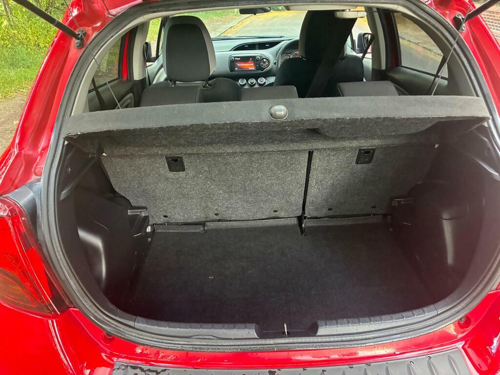 Toyota Yaris Hatchback 1.33 Blue #18