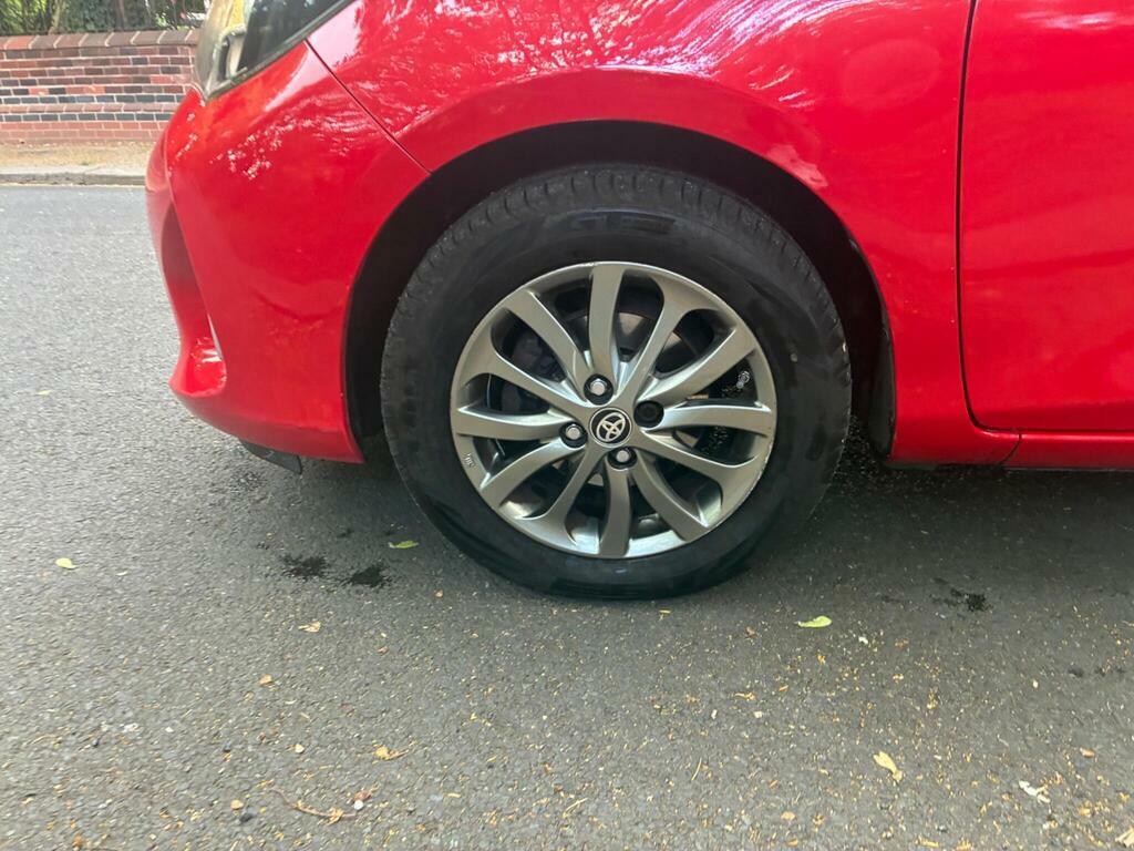 Toyota Yaris Hatchback 1.33 Blue #21