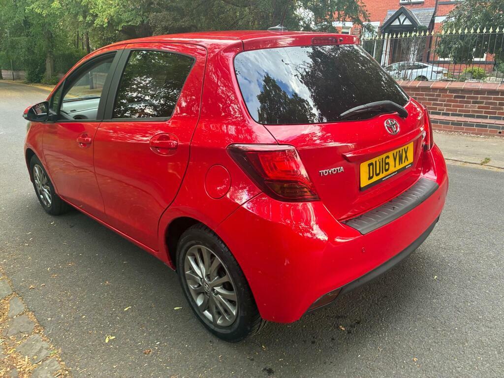 Toyota Yaris 1.33 Dual Vvt-i Icon Euro 6 Red #5