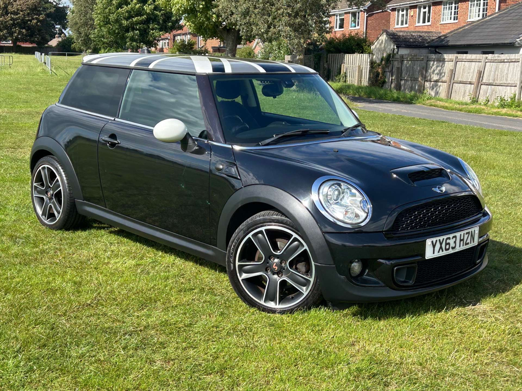 Mini Hatch Cooper S YX63HZN  #3