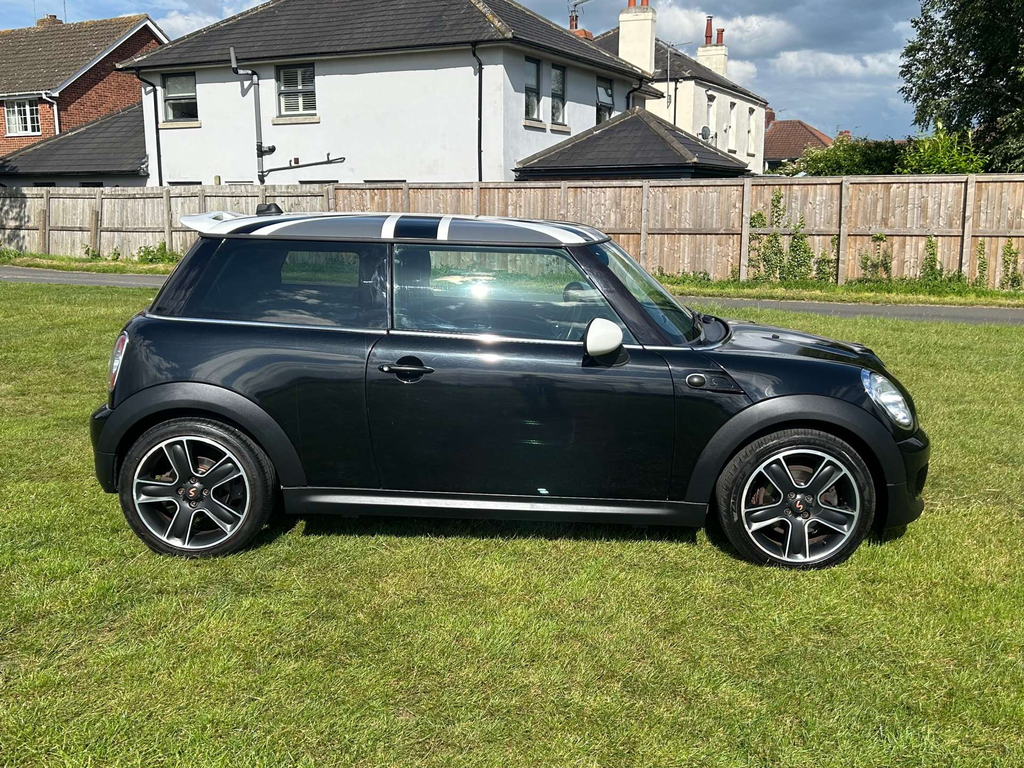 Mini Hatch Cooper S YX63HZN  #4