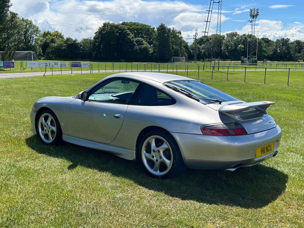 Porsche 911 Coupe Blue #7