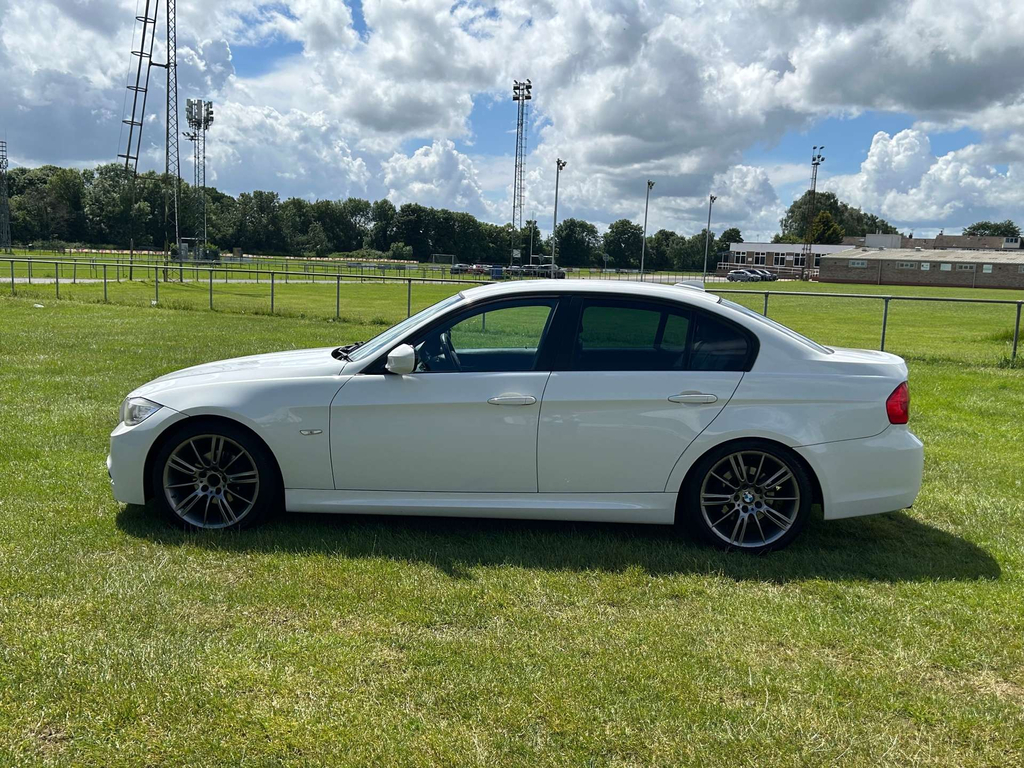 BMW 3 Series Estate Grey #7