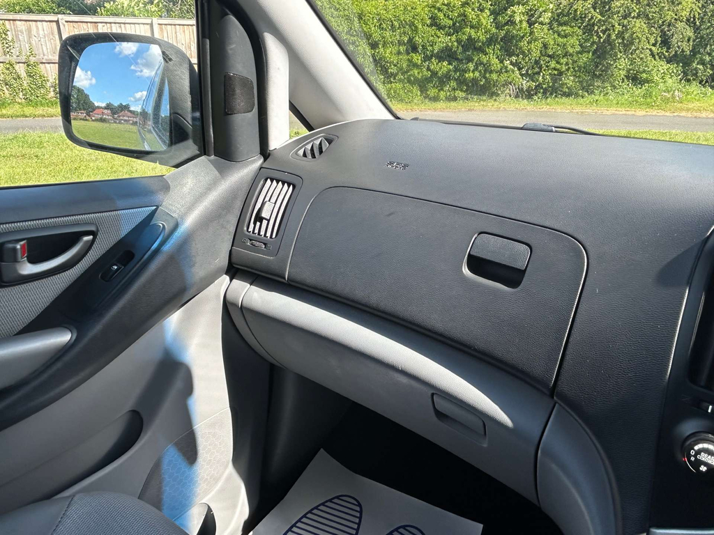 Hyundai I800 Crdi Style Grey #30