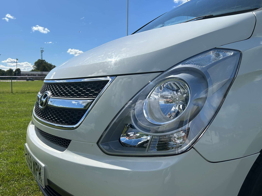 Hyundai I800 Crdi Style Grey #12
