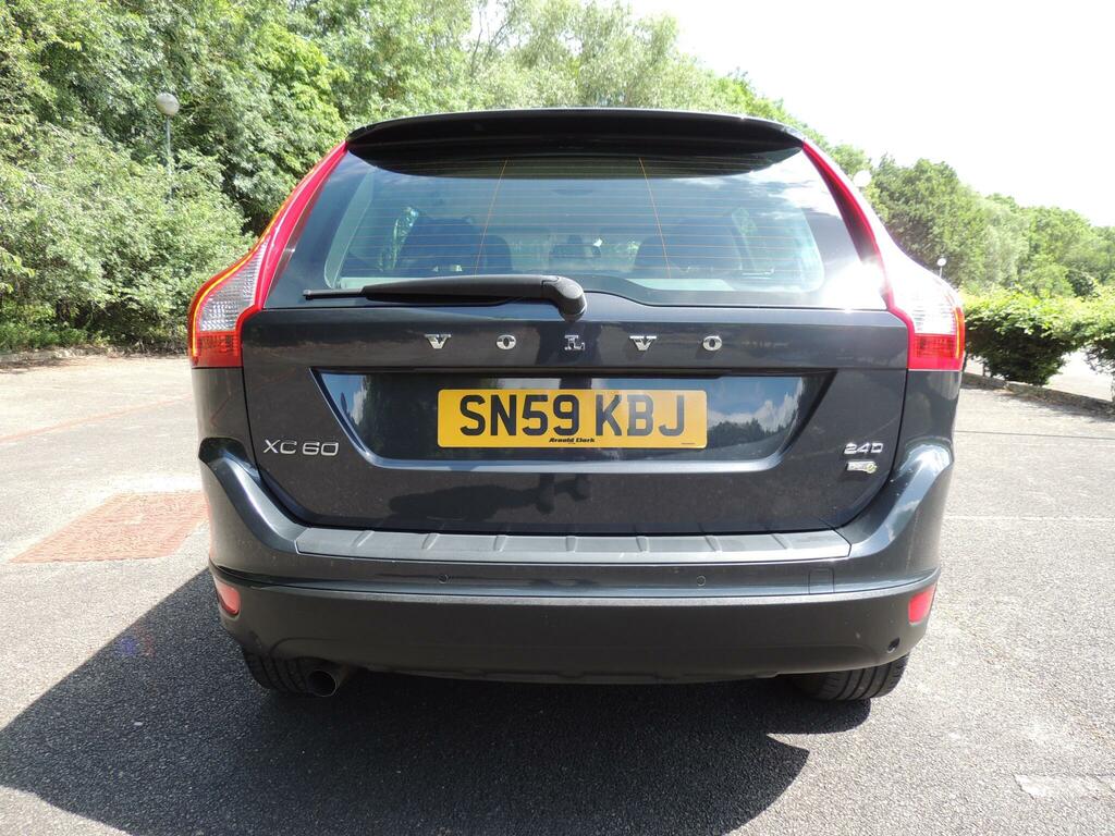Volvo XC60 Black #20