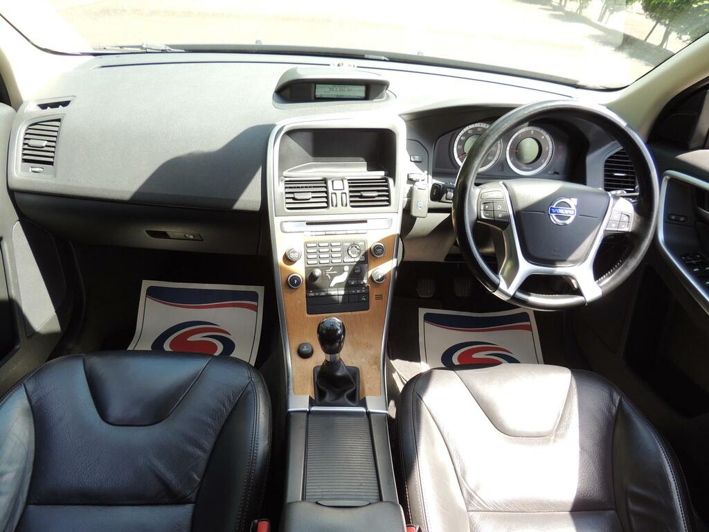 Volvo XC60 Black #67