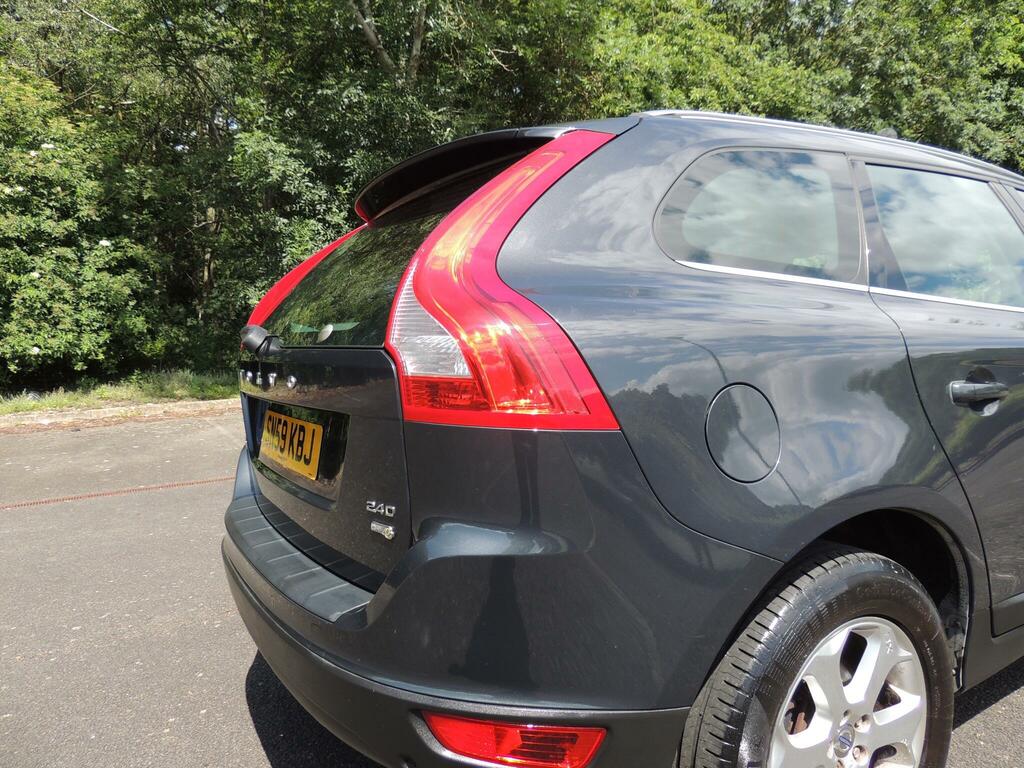 Volvo XC60 Black #35