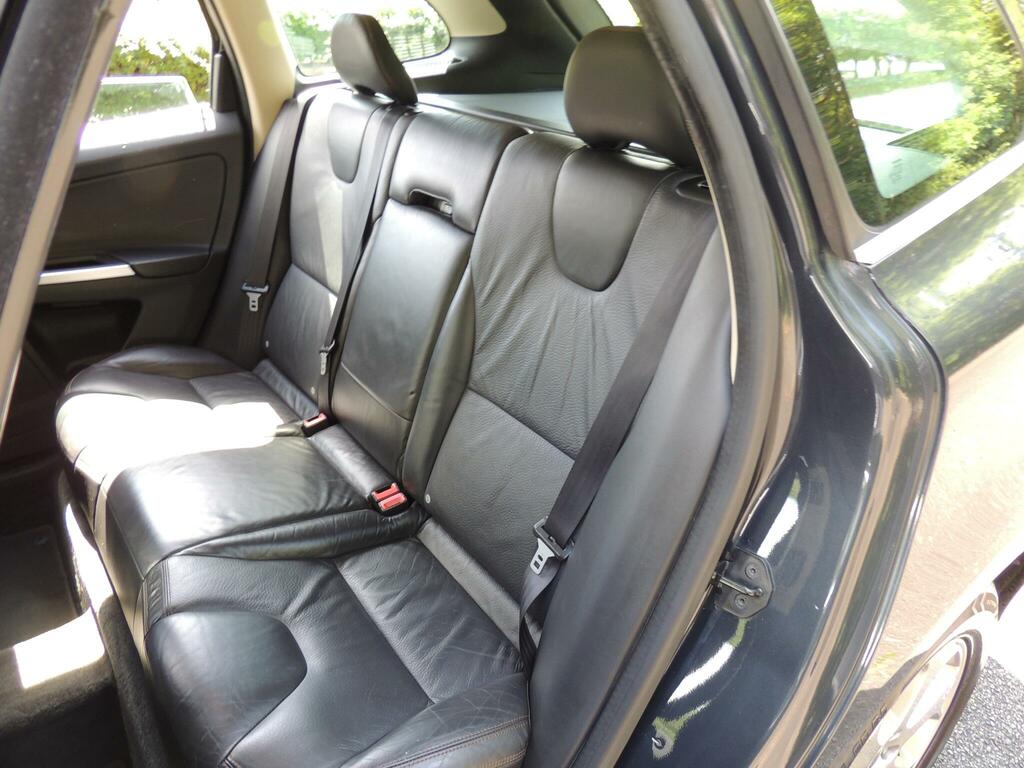 Volvo XC60 Black #65