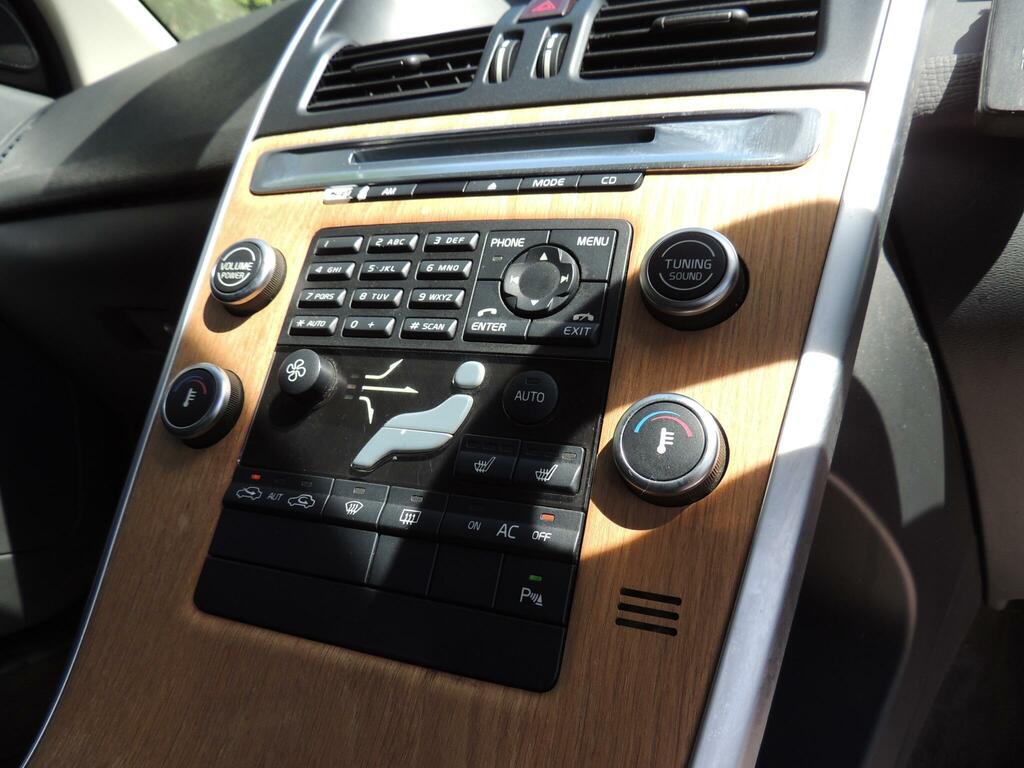 Volvo XC60 Black #56