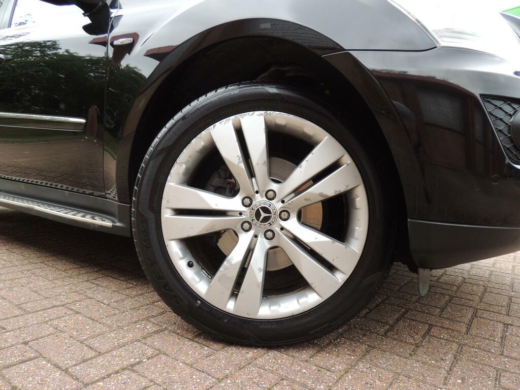 Mercedes-Benz M Class 3.0 Ml350 Cdi V6 Blueefficiency Sport Tiptronic 4W KX60XFG Black #5