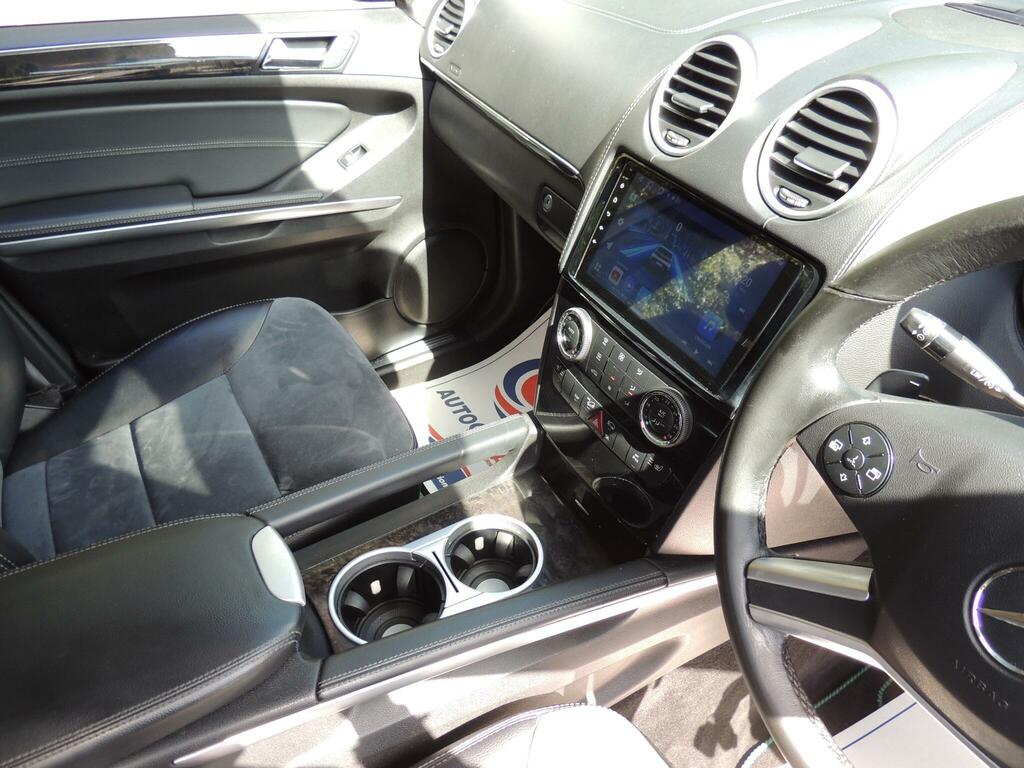 Mercedes-Benz M Class Silver #67