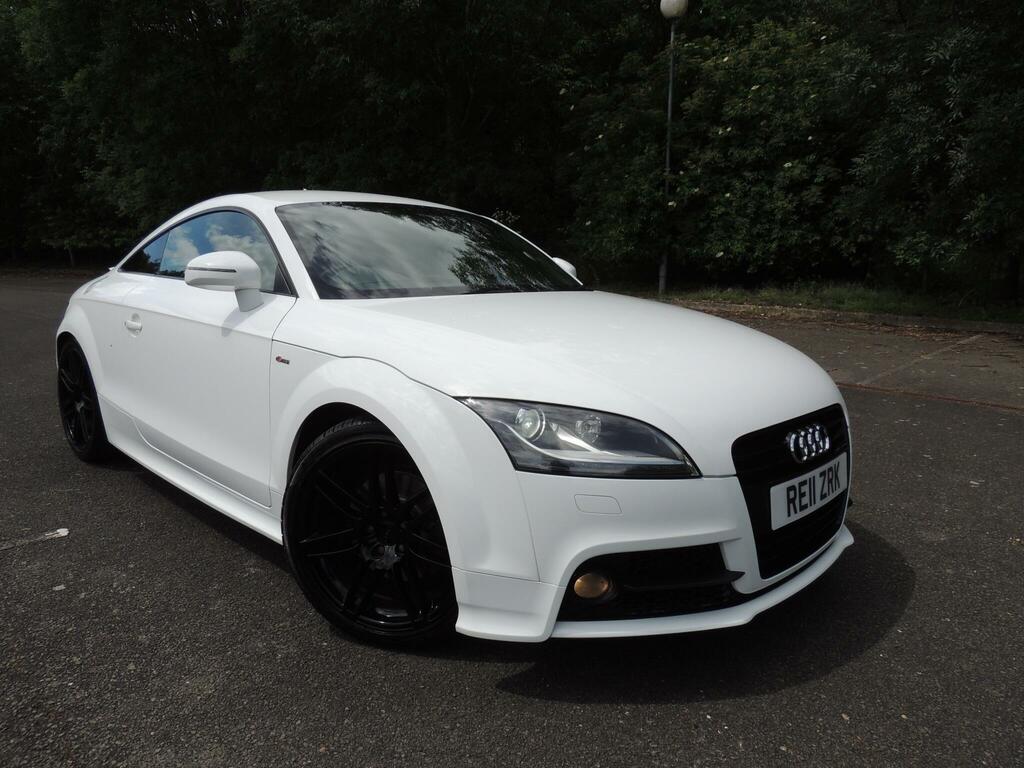 Audi TT Black Edition White #2
