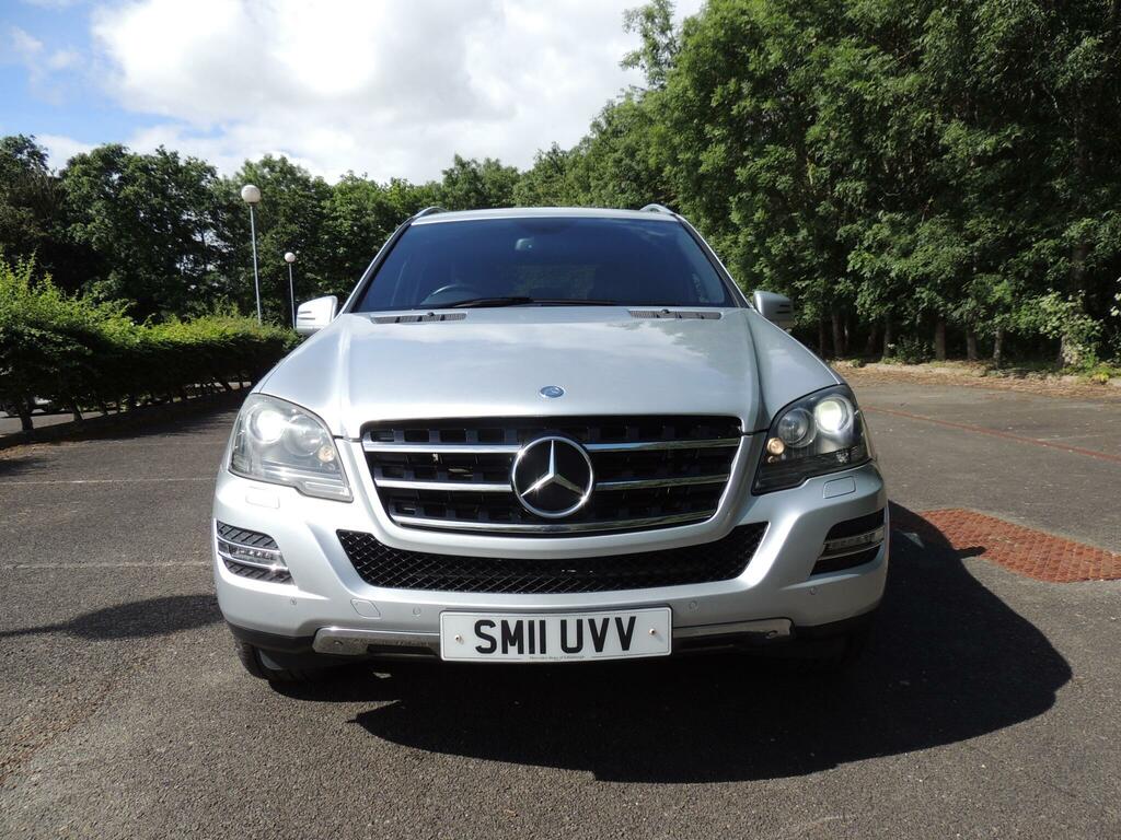 Mercedes-Benz M Class Black #7