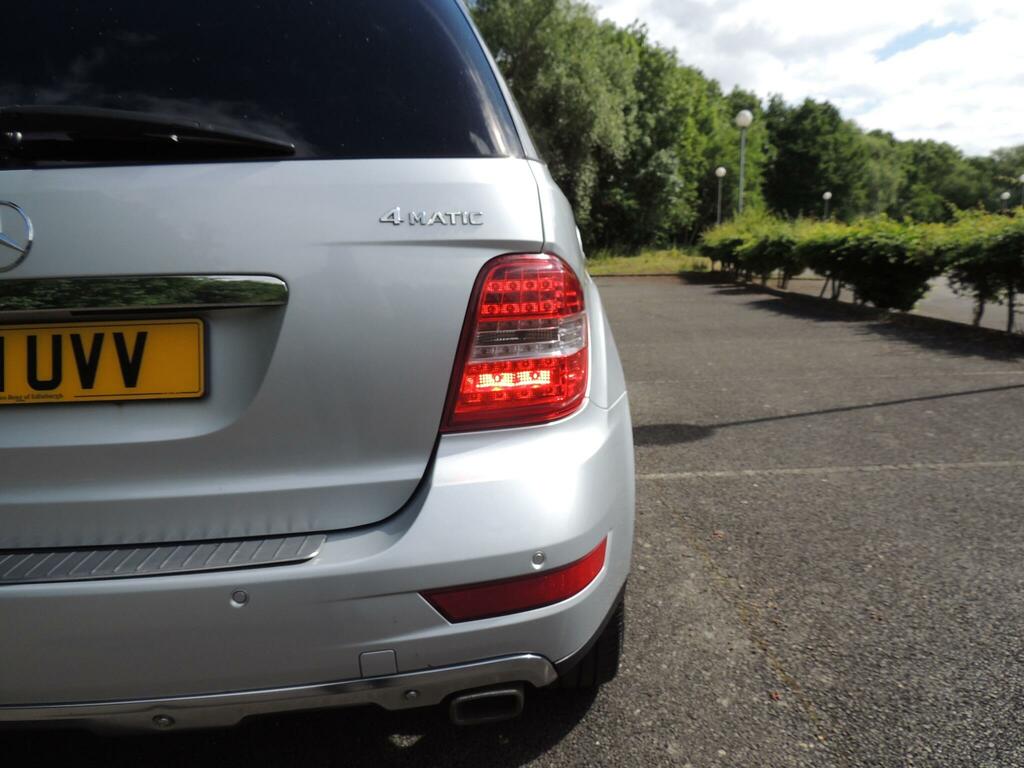 Mercedes-Benz M Class Black #37