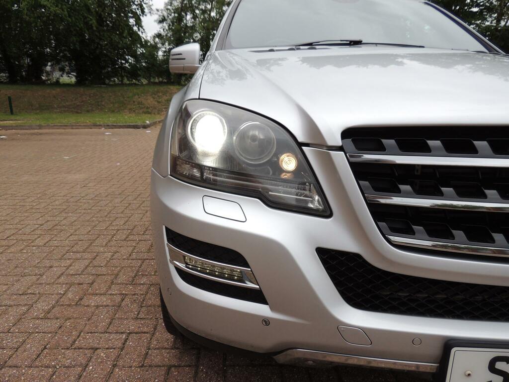Mercedes-Benz M Class 2011 3.0L Ml350 Cdi Blueefficiency Sport 2 Black #33