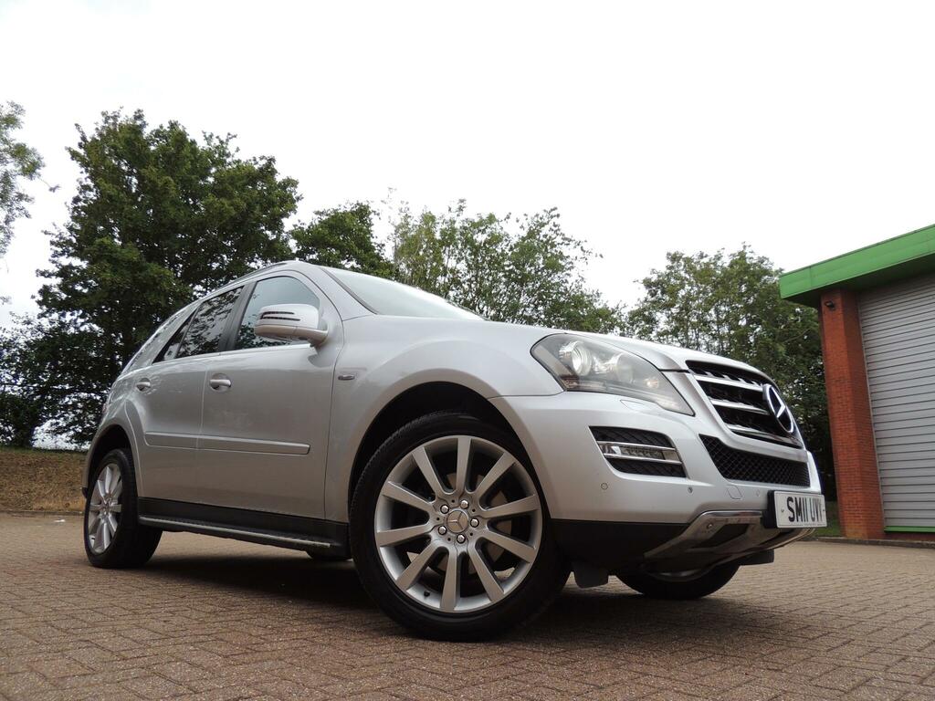 Mercedes-Benz M Class 2011 3.0L Ml350 Cdi Blueefficiency Sport 2 Black #4