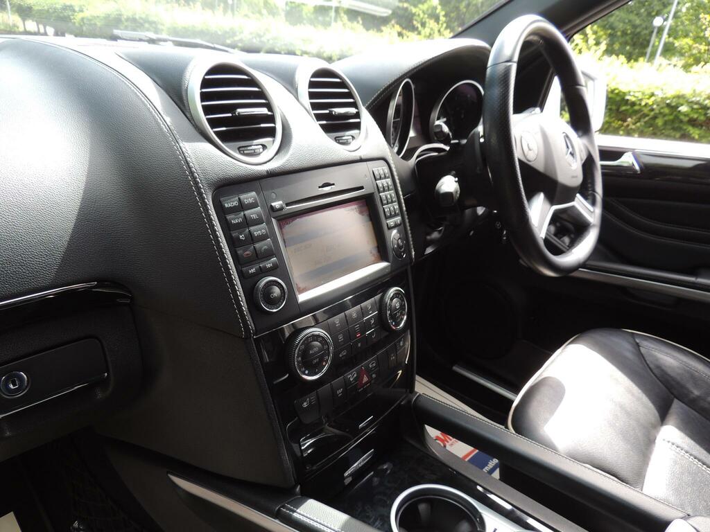 Mercedes-Benz M Class Black #85