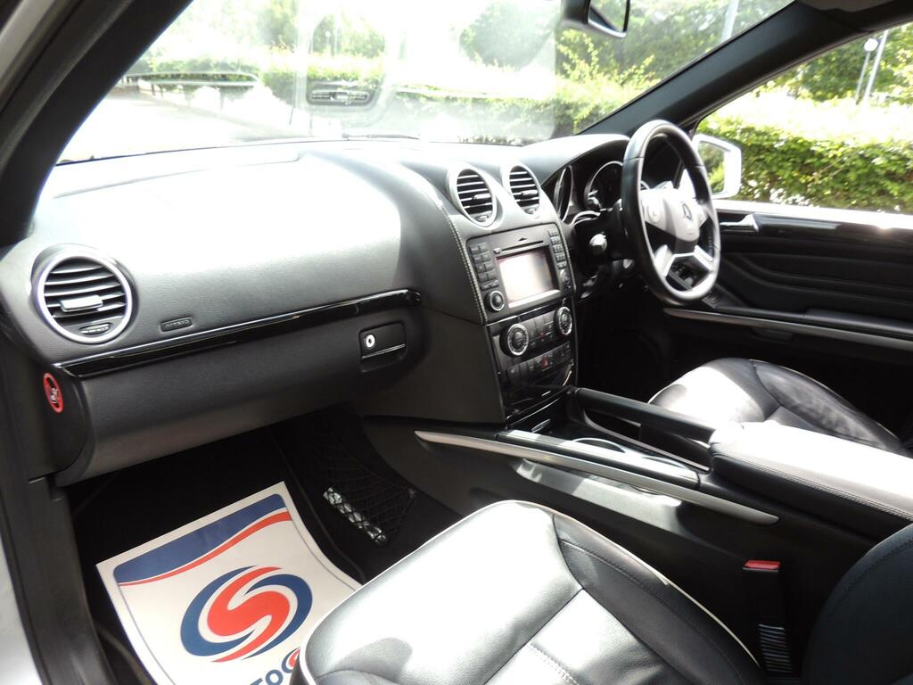 Mercedes-Benz M Class Black #83