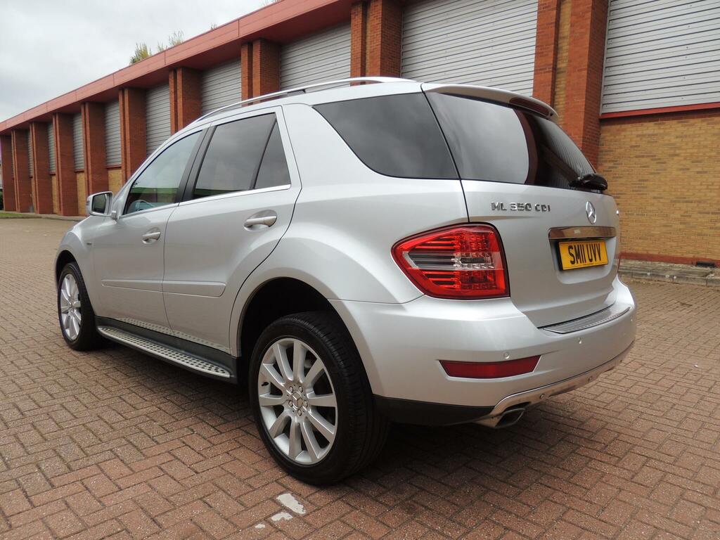 Mercedes-Benz M Class 2011 3.0L Ml350 Cdi Blueefficiency Sport 2 Black #24
