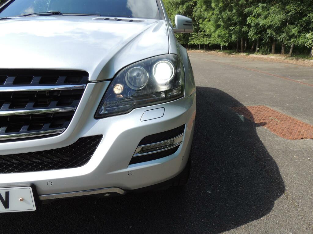 Mercedes-Benz M Class Black #31
