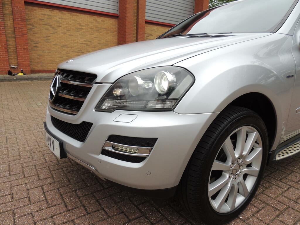 Mercedes-Benz M Class 2011 3.0L Ml350 Cdi Blueefficiency Sport 2 Black #31