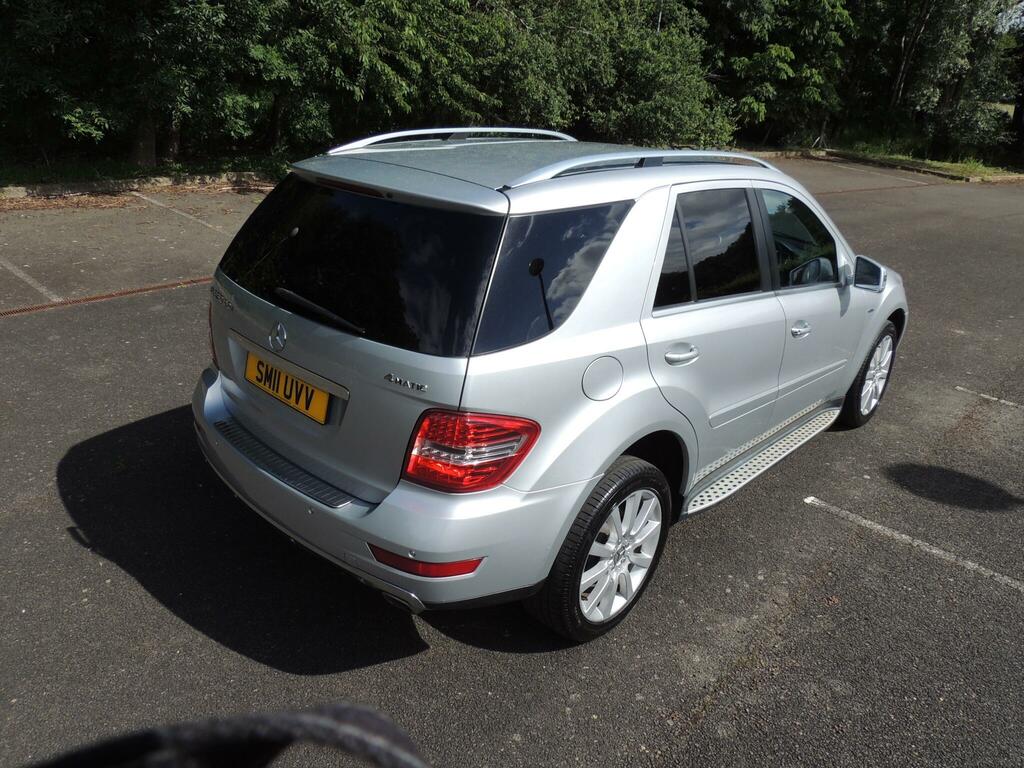 Mercedes-Benz M Class Black #17