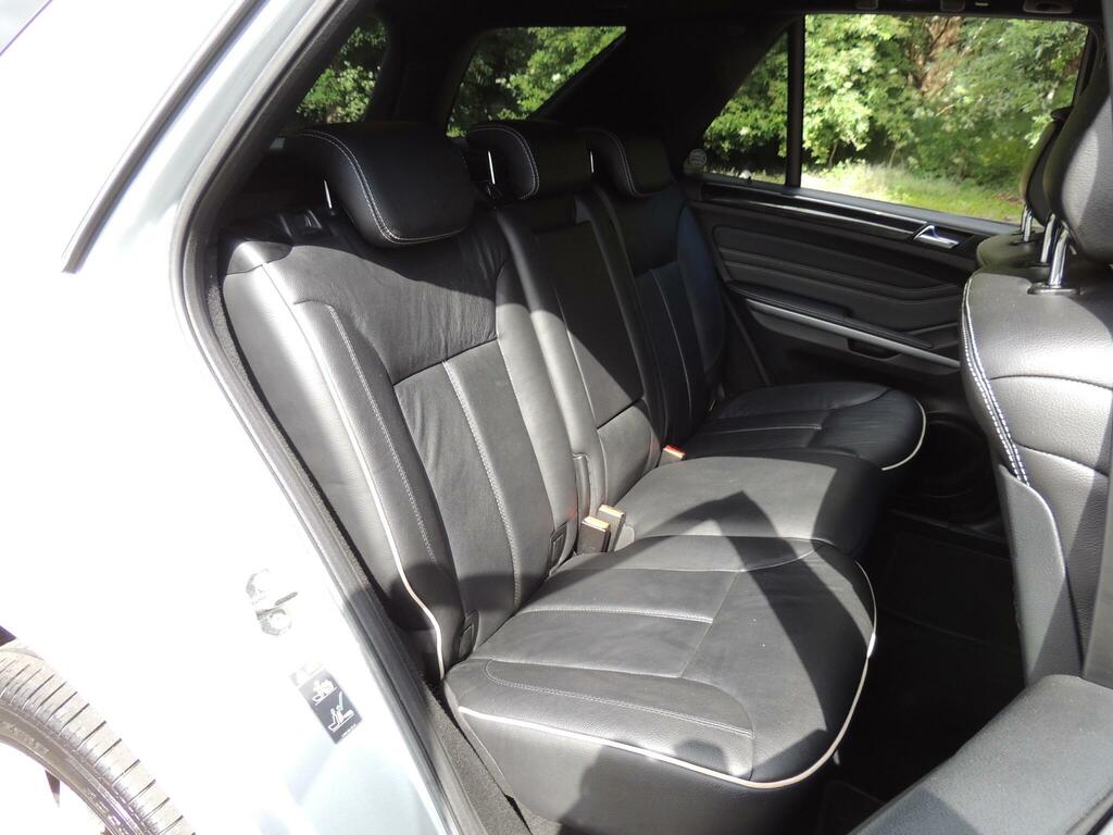 Mercedes-Benz M Class Black #68