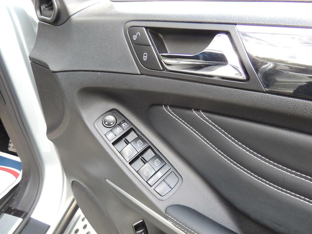Mercedes-Benz M Class Black #46