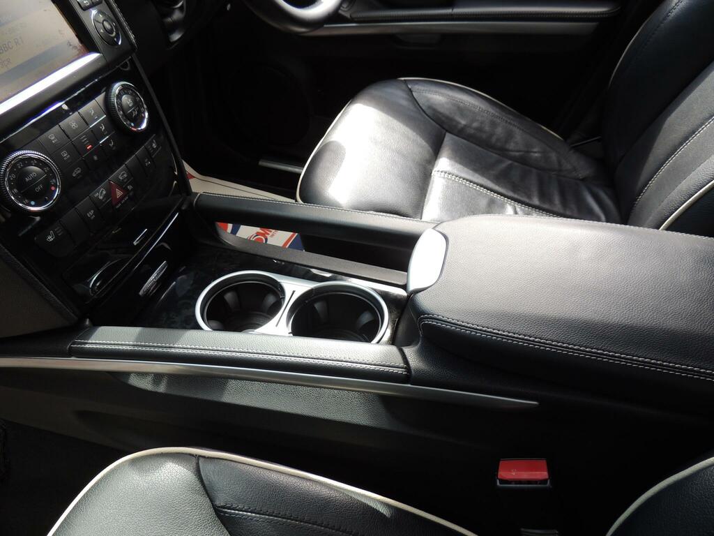 Mercedes-Benz M Class Black #84